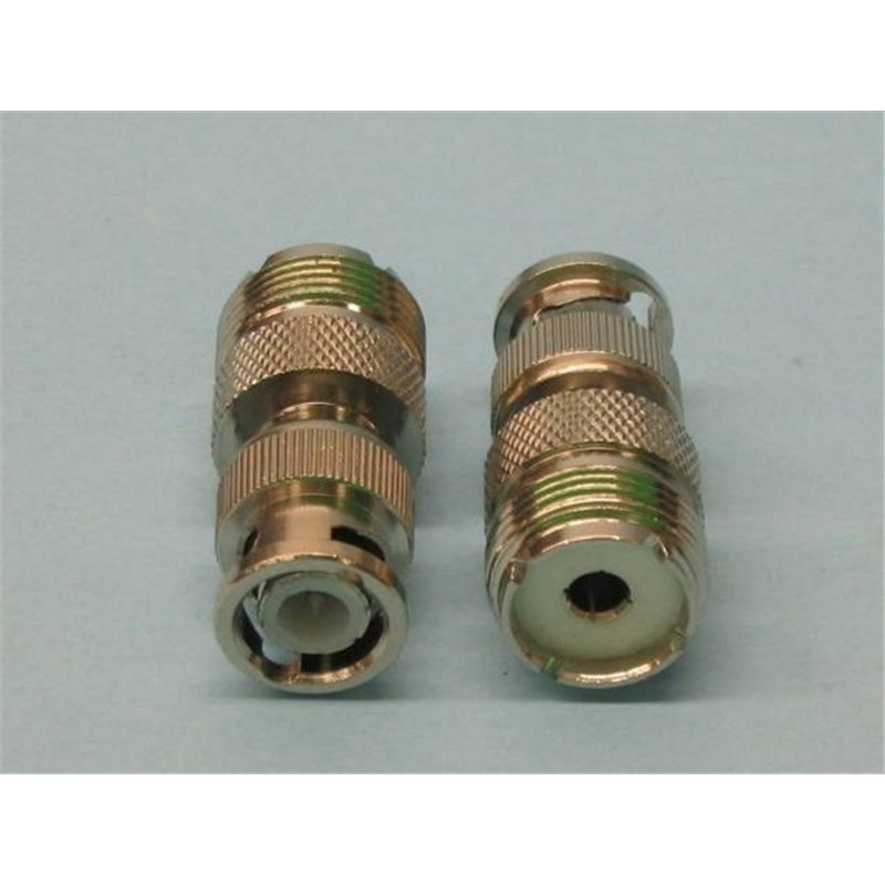 ADAPTADOR BNC M/PL H                              