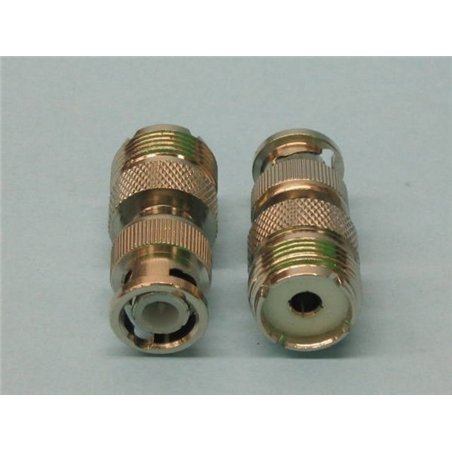 ADAPTADOR BNC M/PL H                              