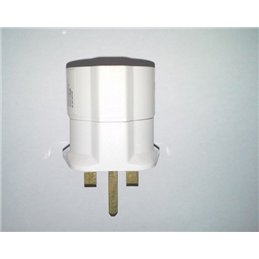 ADAPTADOR CLAVIJA INGLESA M/SCHUKO H              