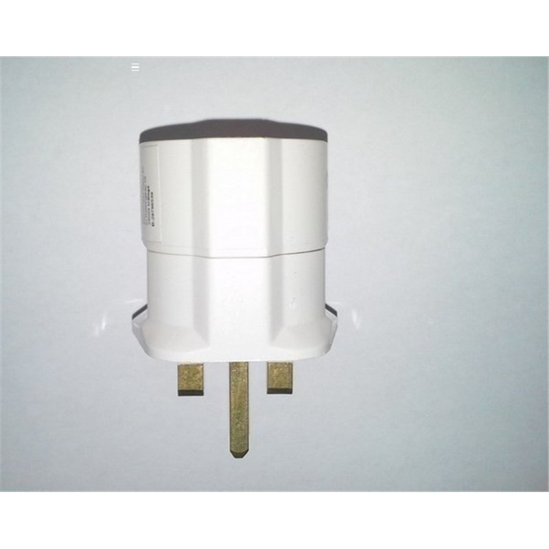 ADAPTADOR CLAVIJA INGLESA M/SCHUKO H              