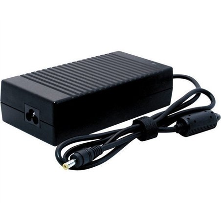 ALIMENTADOR CONMUTADO 12V 10A                     