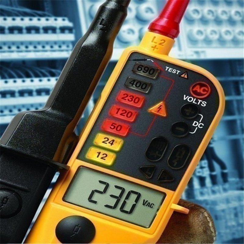 TESTER FLUKE T150                                 