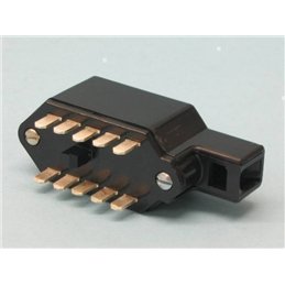 CONECTOR 10C MACHO                                